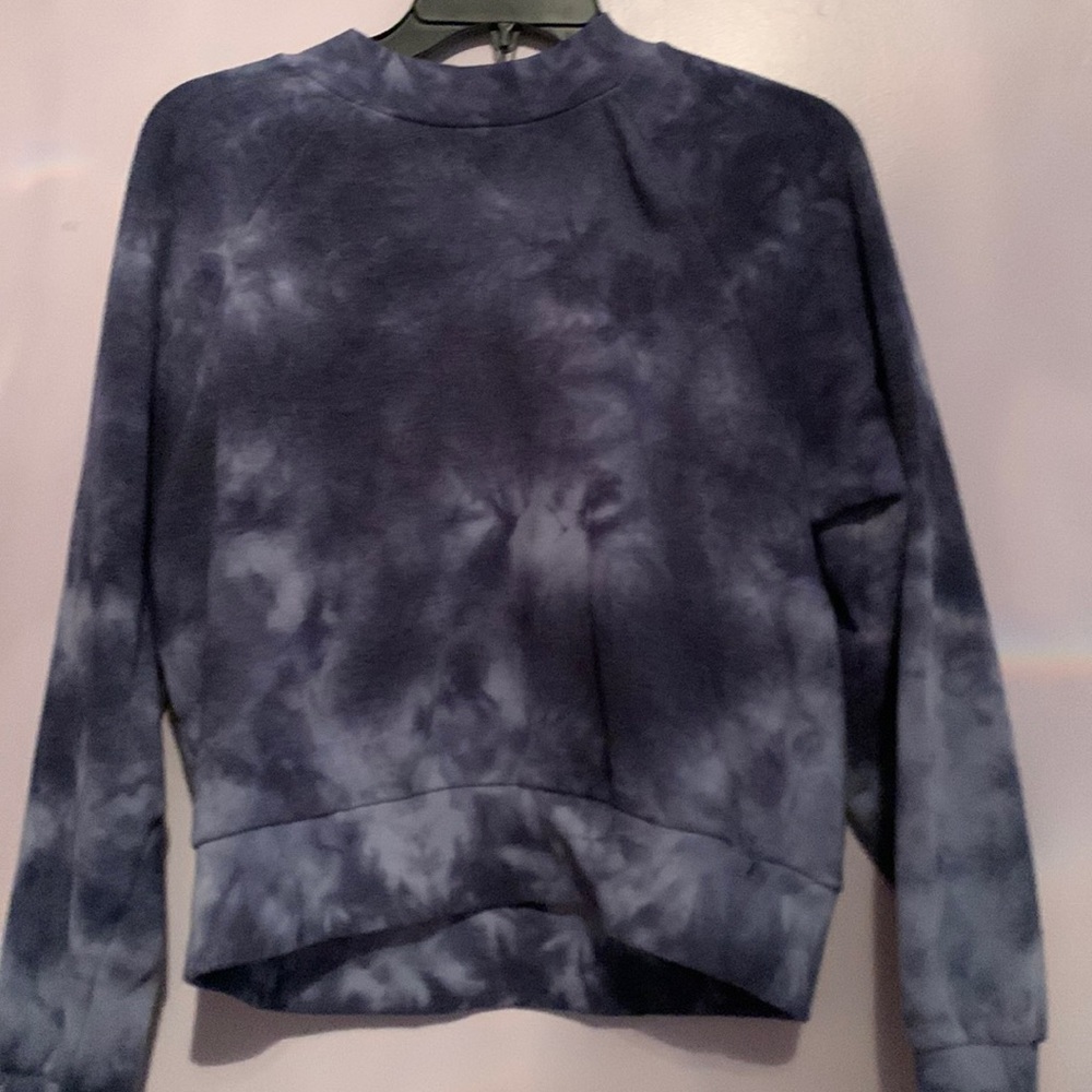 Blue tie-dye sweater